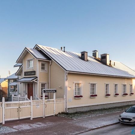 Turusensaha Guesthouse Oulu Exterior photo